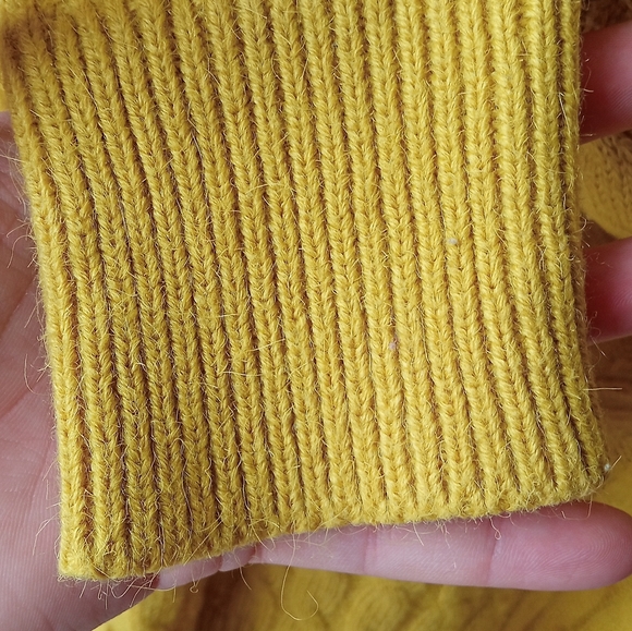 Vintage Italian Woollen Boxy Knitted Sweater Cardigan Shrug - Picture 3 of 11